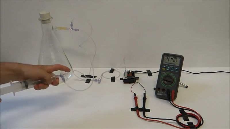 Demonstration of pneumatic apparatus assemblage and an air discharge measurement routine using a voltmeter