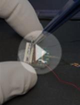 用于啮齿动物电生理学的3D打印可恢复微驱动器和基板系统